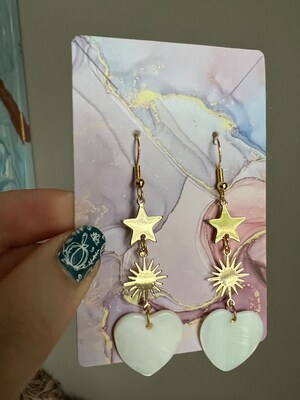 Gold-plated handmade drop earrings with mother-of-pearl heart pendant - image3